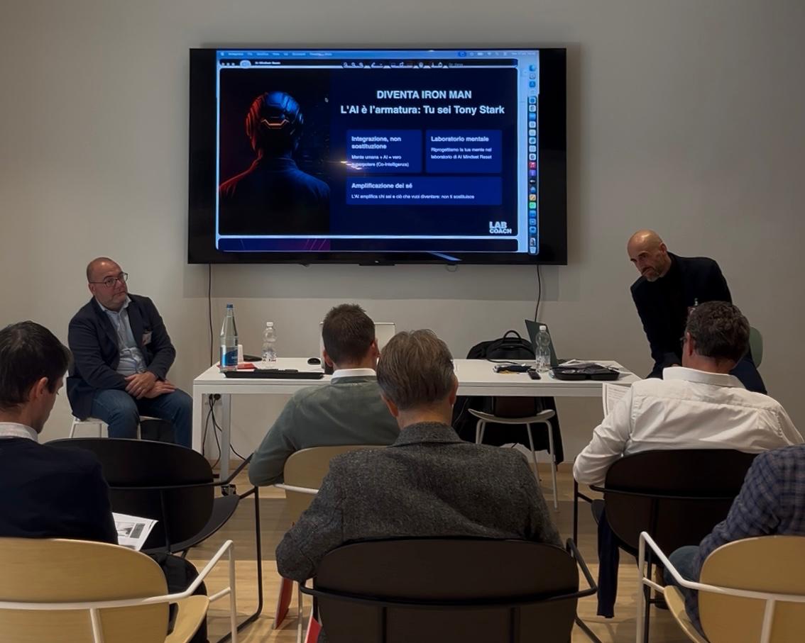Secondo appuntamento con il workshop sull’intelligenza artificiale AI Mindset Room. Condotto da Sacha Bonetto e Sandro Furlan Radivo presso LabCoach.